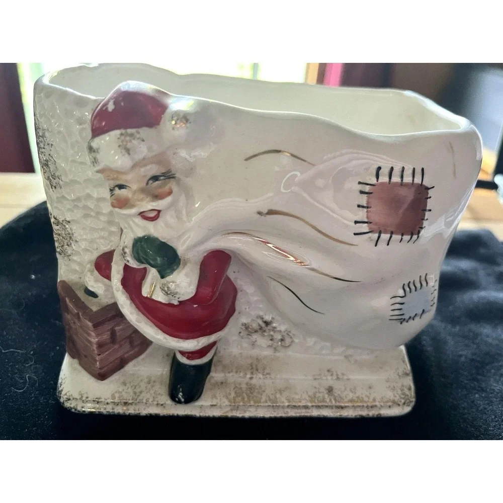 Vtg Ucagco Ceramics Santa Patched Toy Bag Planter Textured Sides Cold Paint Red